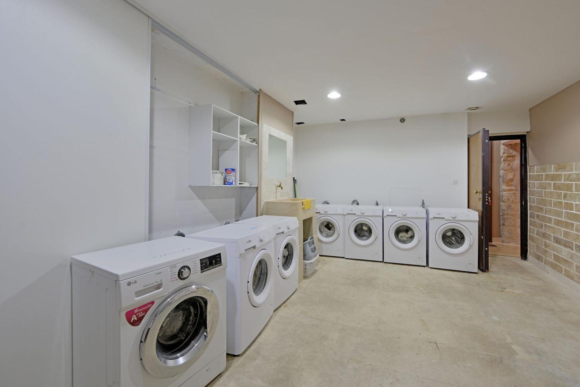 Apartamento Le 185 - Charme Et Tranquillite Au Coeur D'Aviñón Exterior foto